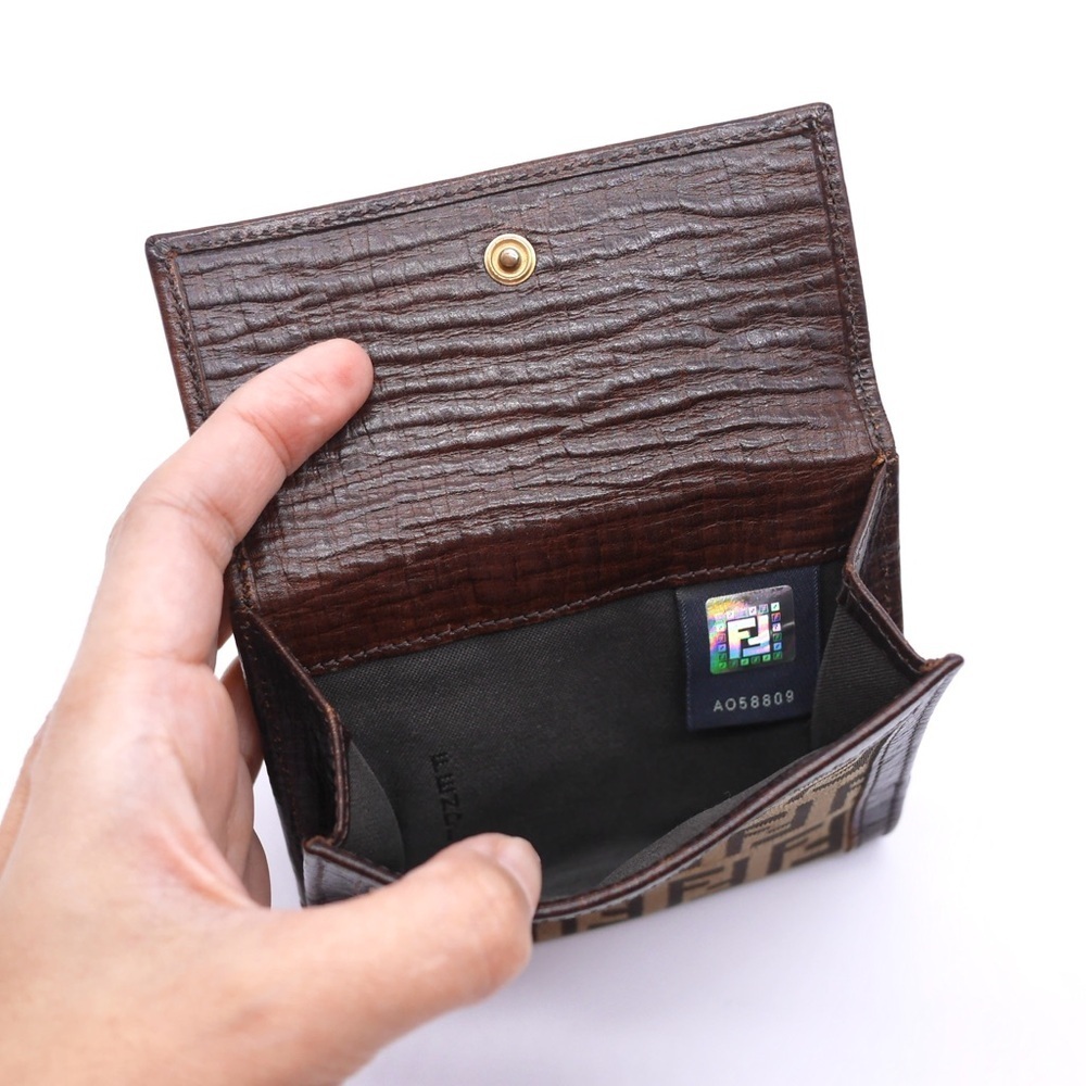 🍓FENDI Zucca Compact Wallet - Picture 5 of 8